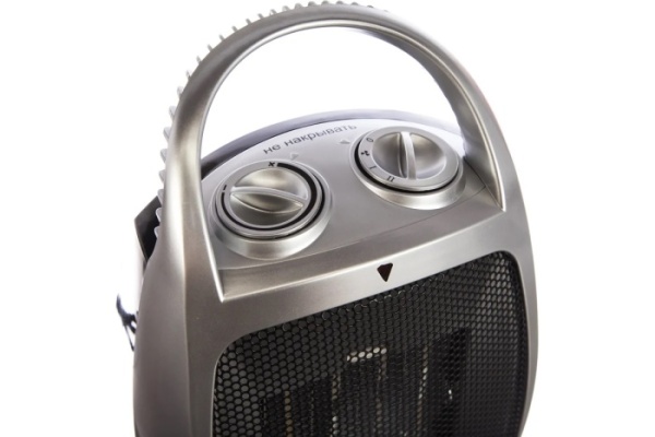 2. Тепловентилятор Oasis KS-15R 2кВт,керамич