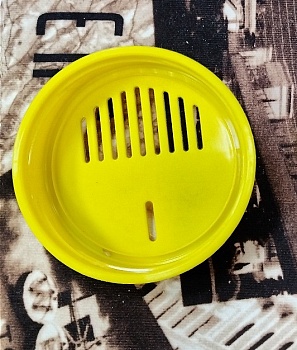 Крышка сливная полиэтиленовая 100