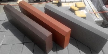 Камень бордюрный тротуарный 1000*200*80 коричневый