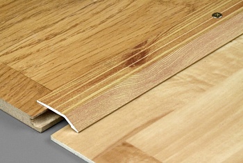 Порог стык разноур. ПР-03 900 045