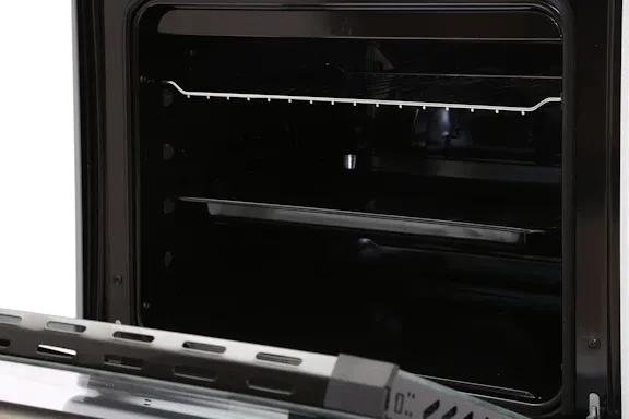 5. Газовая плита RENOVA SG6G-W белая крышка